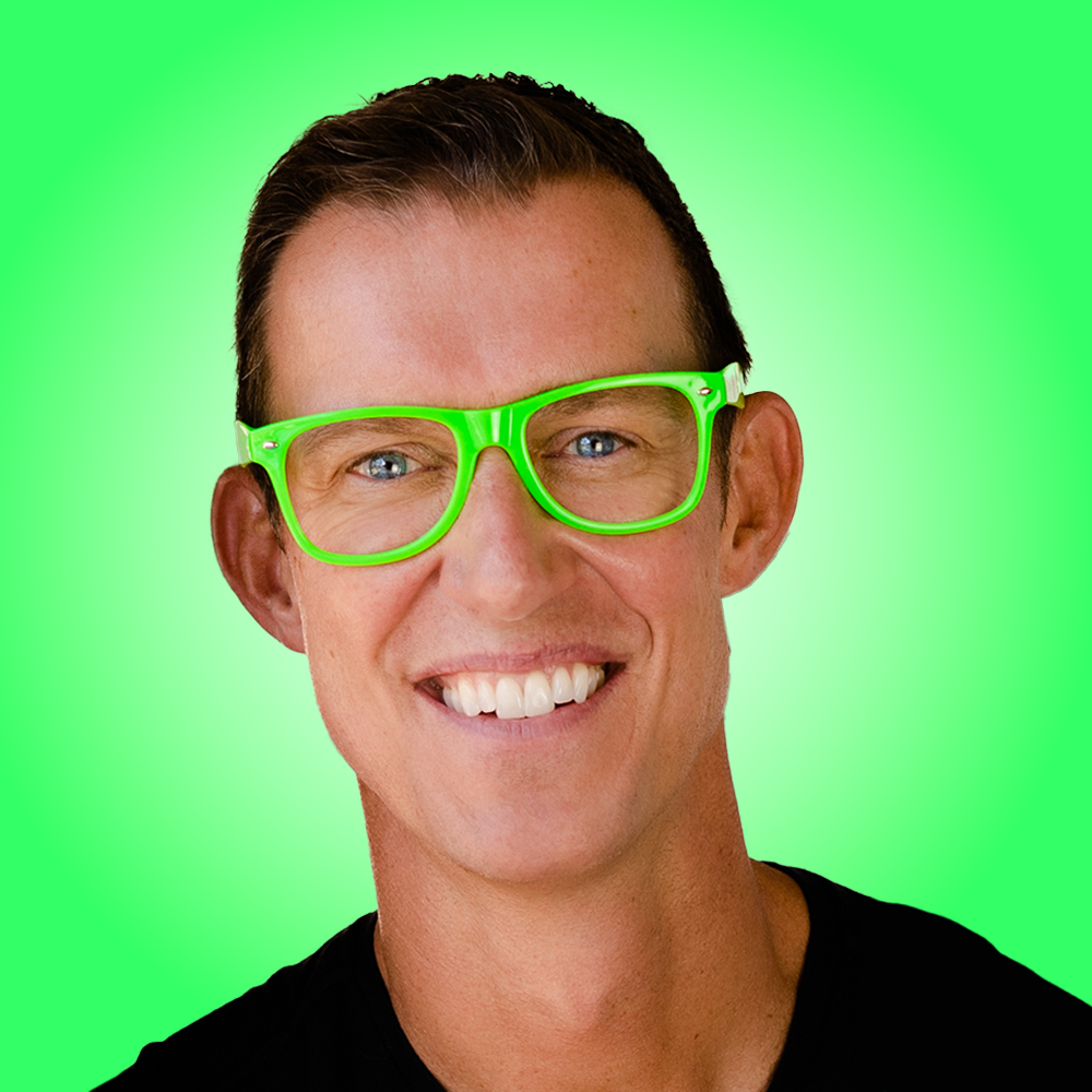 Erik_Qualman_AAE_Headshot[15].jpeg-3