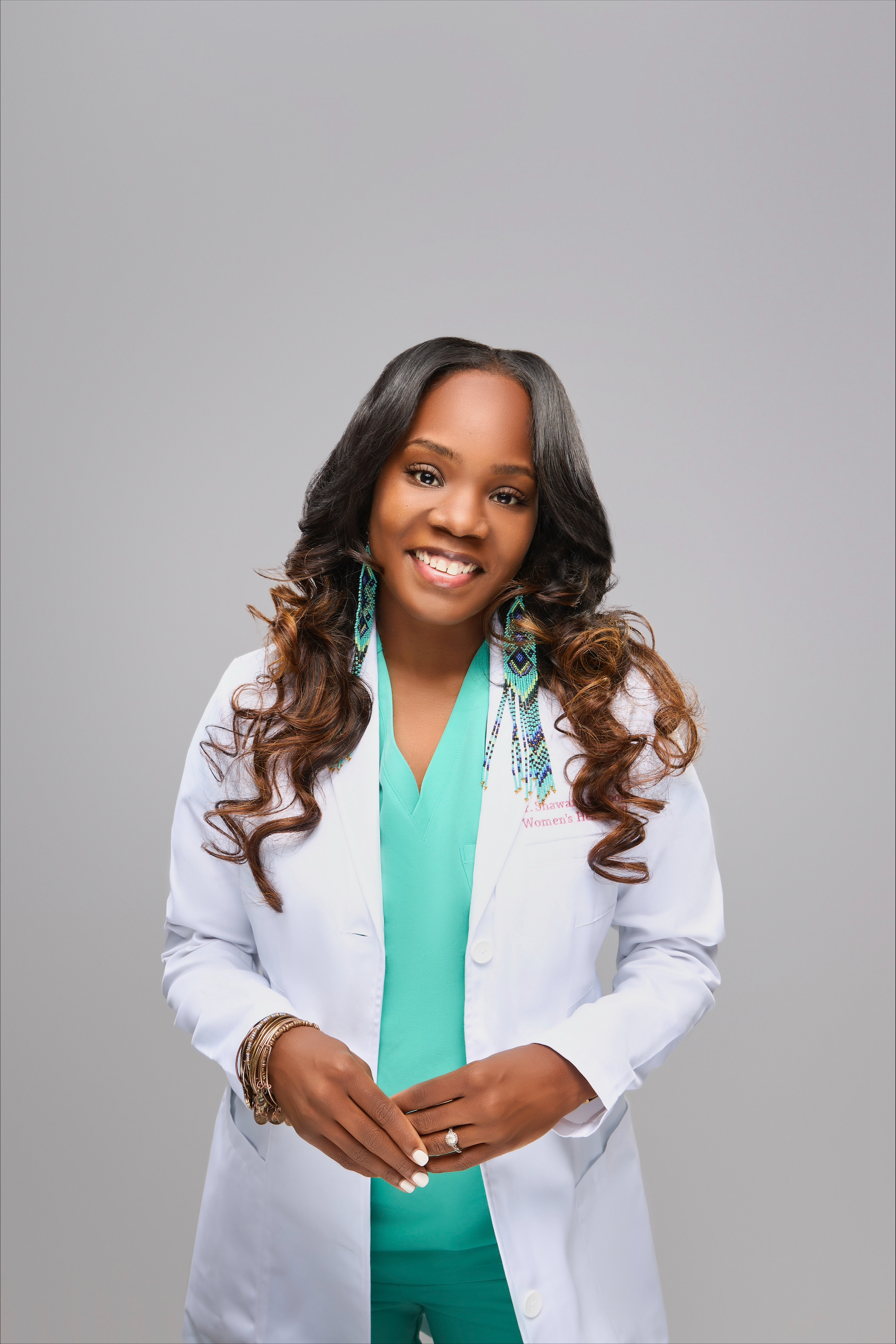 ShawanaMooreNewheadshot224